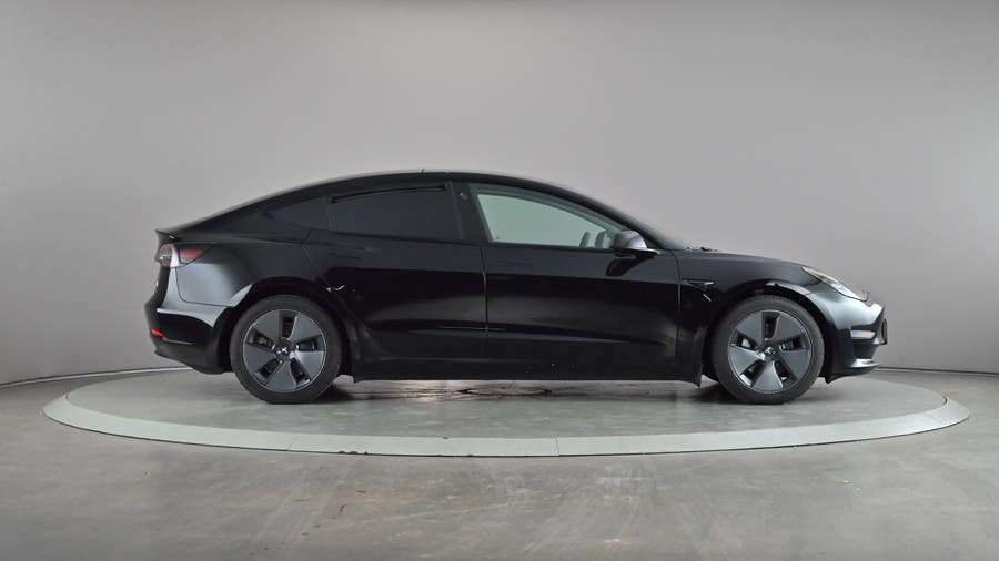 Vehicle photo 4