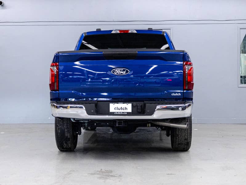 Vehicle photo 4