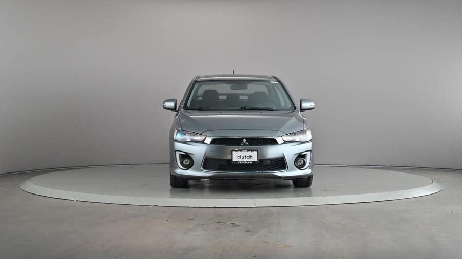 Vehicle photo 3