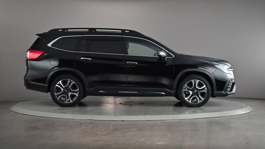 Vehicle photo 4