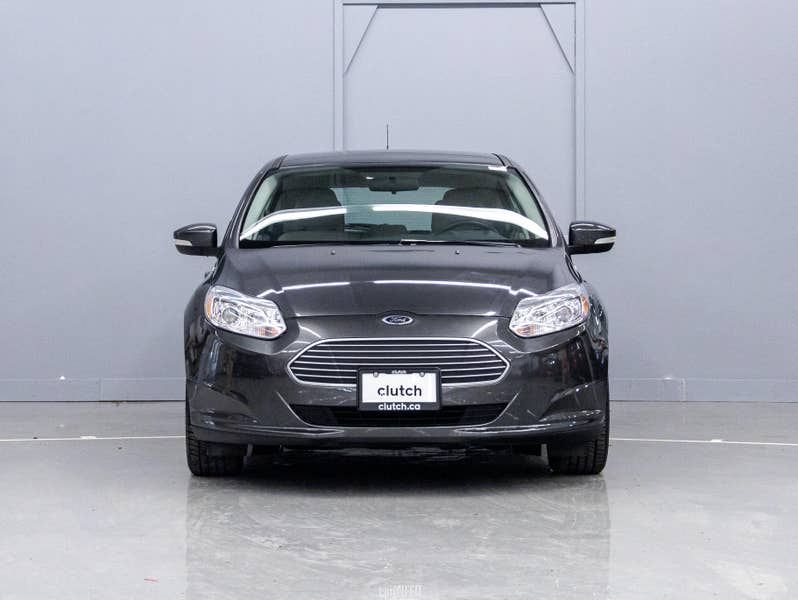 Vehicle photo 2
