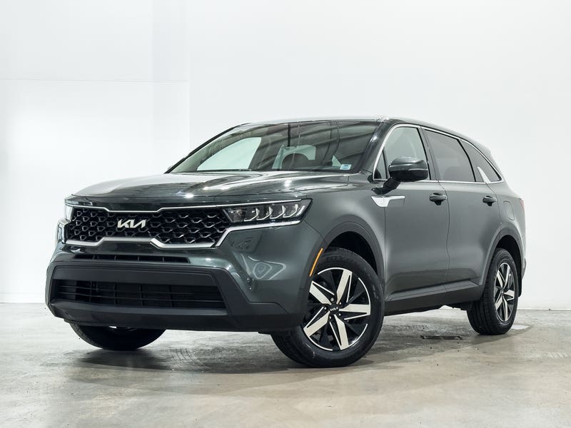 Vehicle photo 1