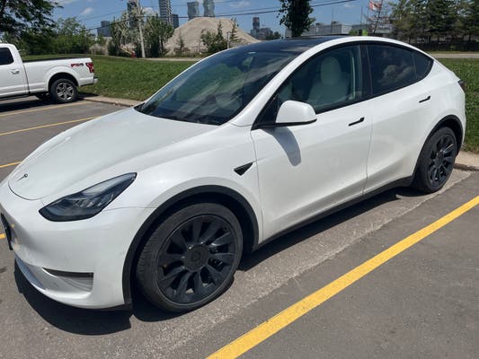Tesla Model Y Long Range AWD
