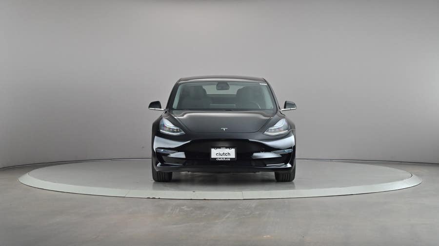 Vehicle photo 3
