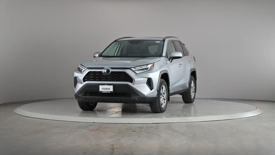 Vehicle photo 2
