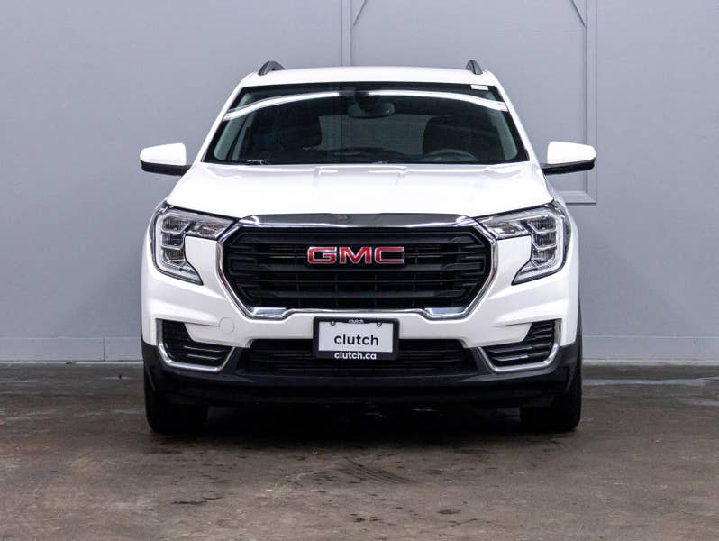 Vehicle photo 2