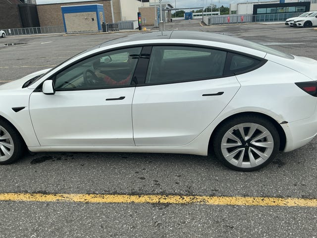 Tesla Model 3 RWD