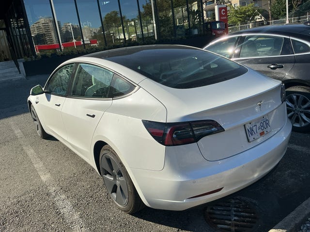 Tesla Model 3 RWD