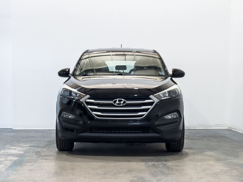 Vehicle photo 2