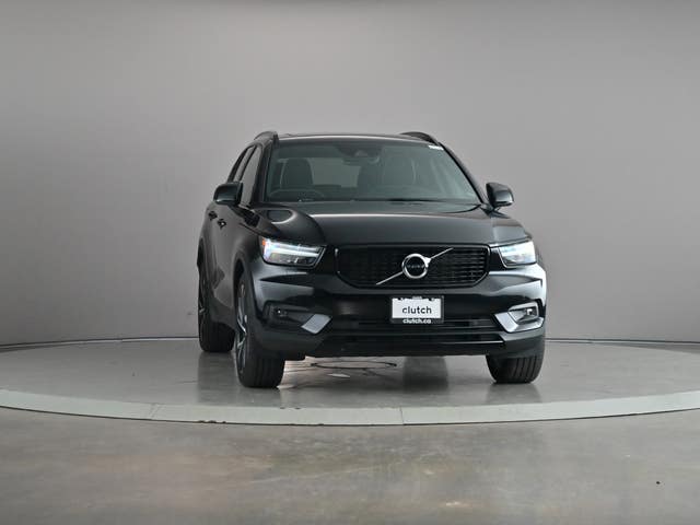 2022 Volvo XC40