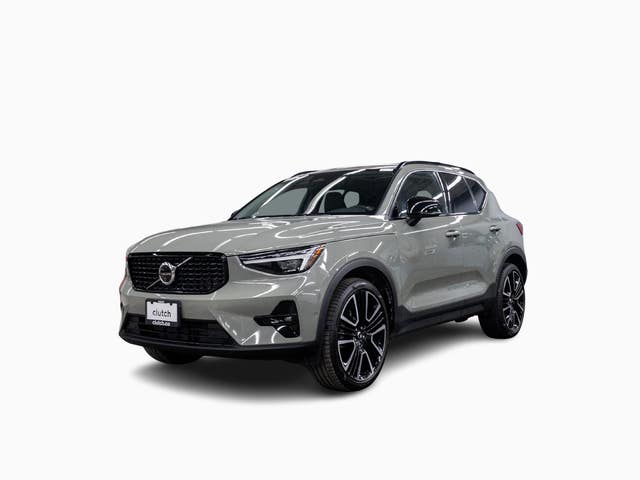 2025 Volvo XC40