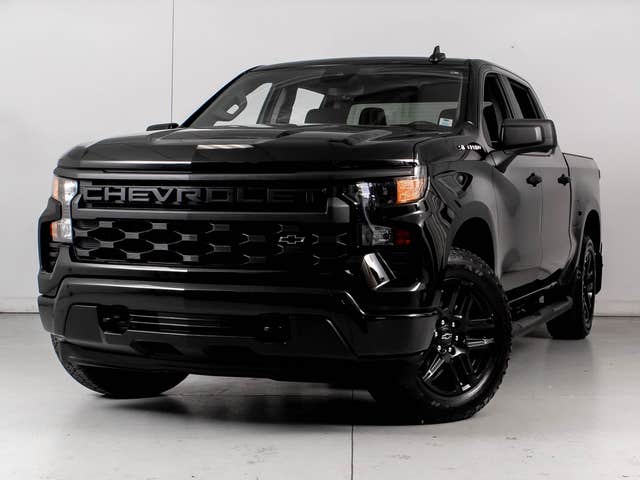 Chevrolet Silverado 1500 Custom Crew Cab 5 3/4 ft 4x4