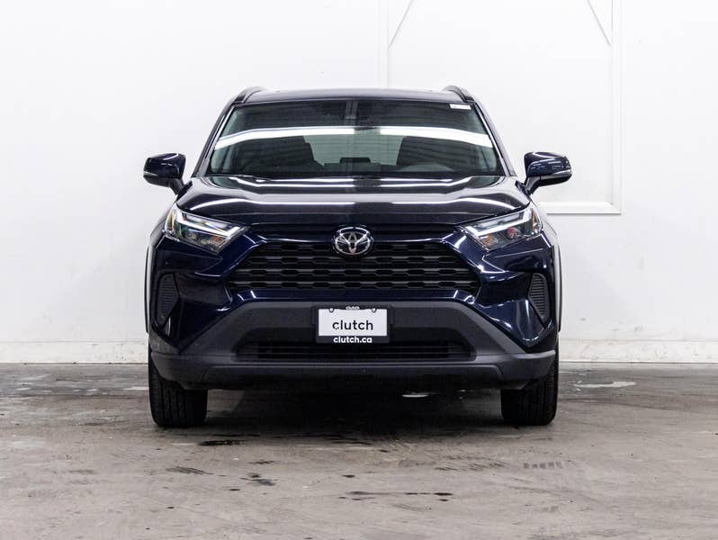 Vehicle photo 2