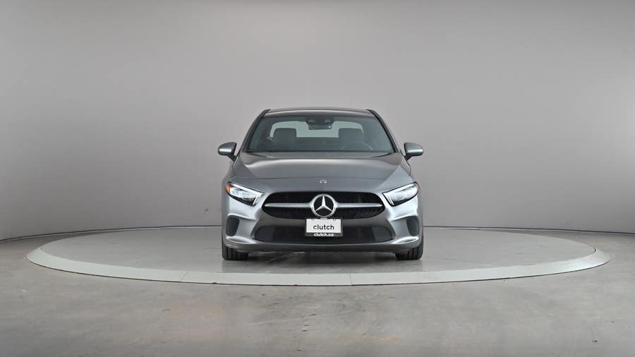 Vehicle photo 3