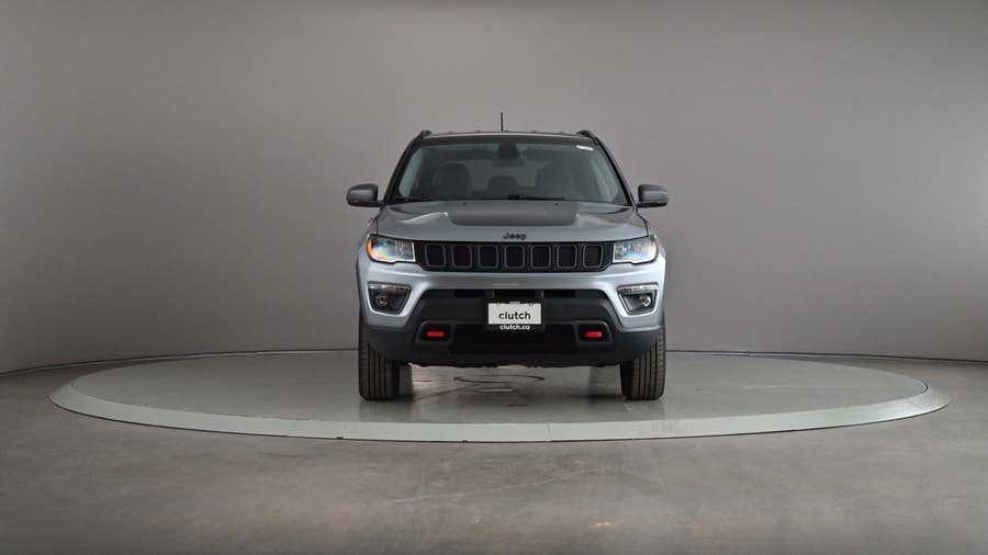 Vehicle photo 3