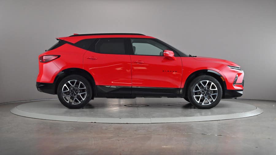 Vehicle photo 4