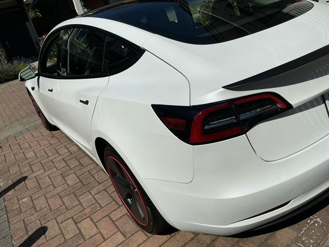 Tesla Model 3 RWD