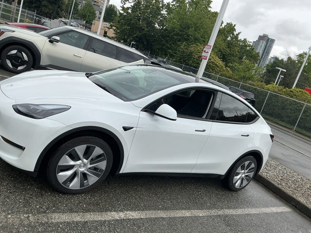 Tesla Model Y Long Range