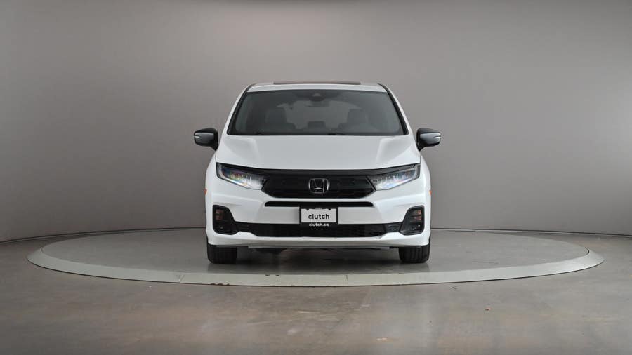 Vehicle photo 3