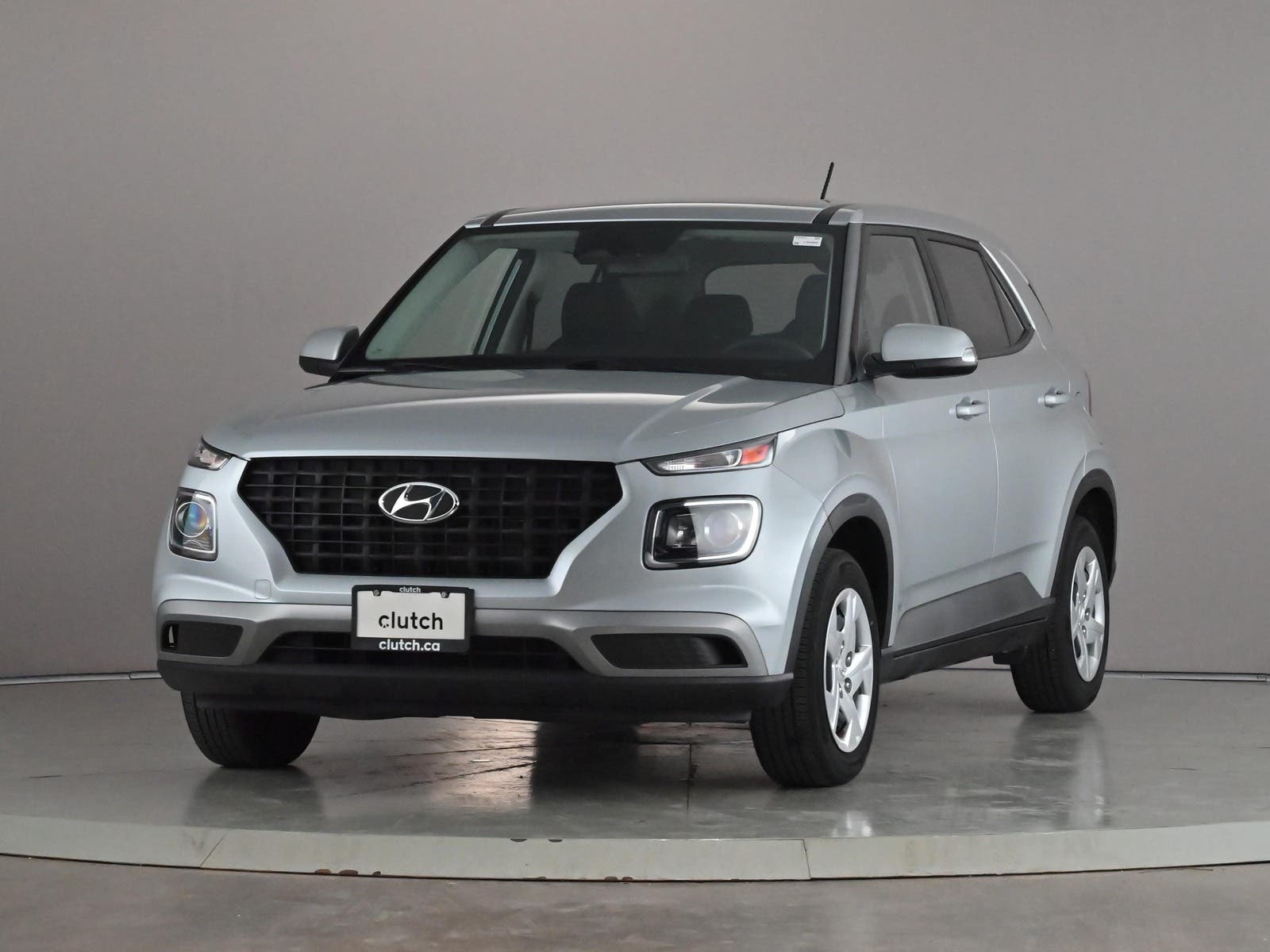 Silver 2023 Hyundai Venue SUV / Crossover  Automatic