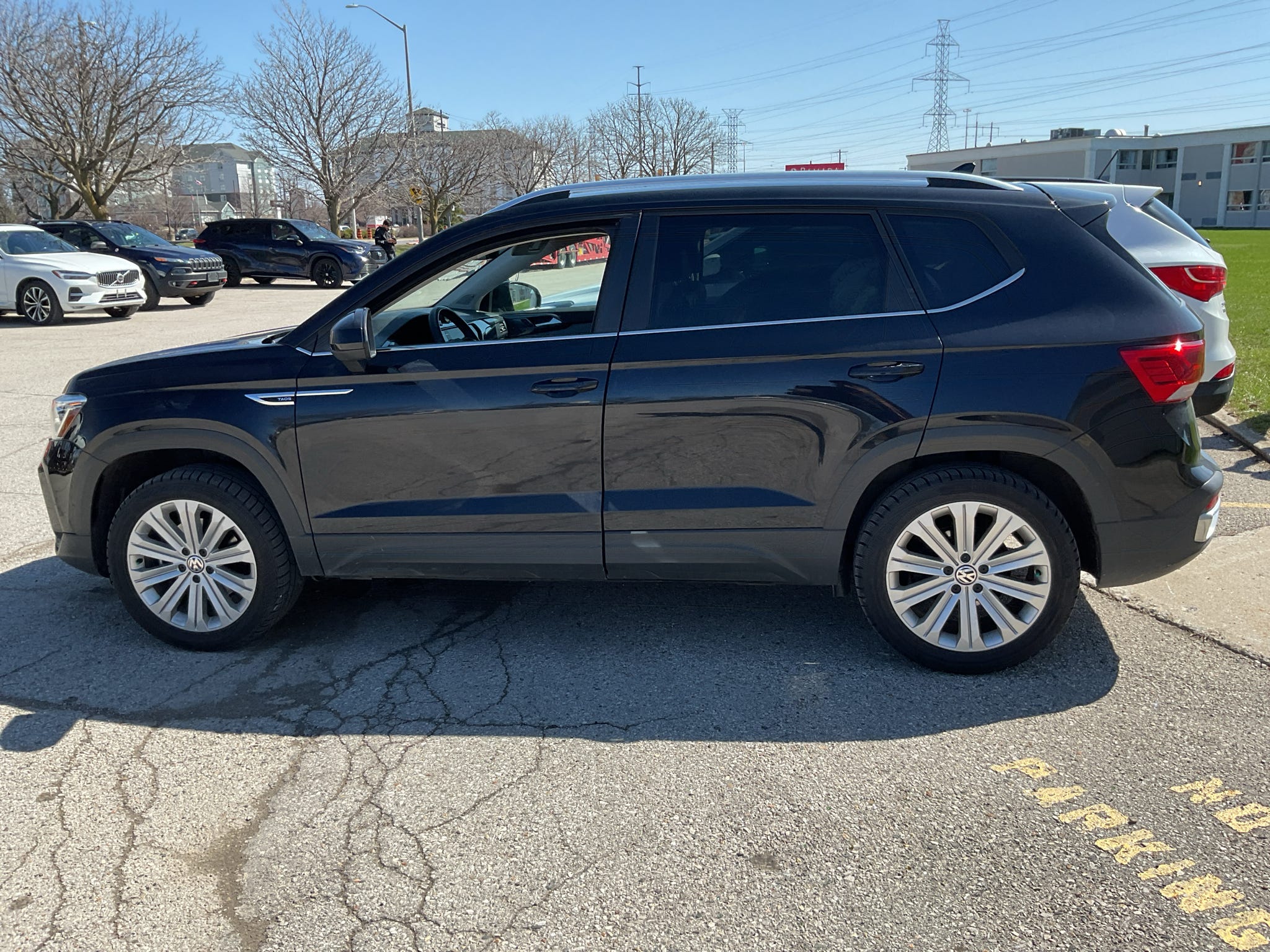 2023 Volkswagen Taos SEL 4Motion