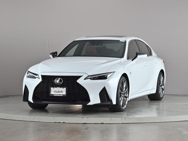 2022 Lexus IS