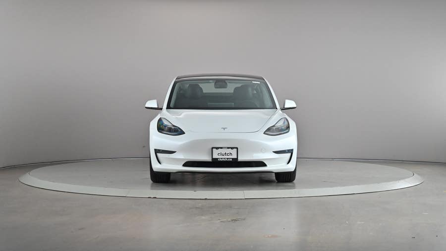 Vehicle photo 3