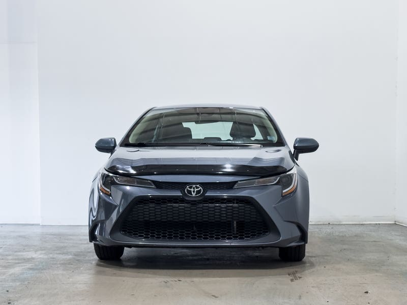 Vehicle photo 2