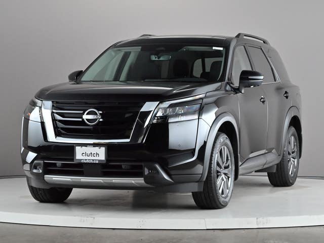 Nissan Pathfinder SV 4WD