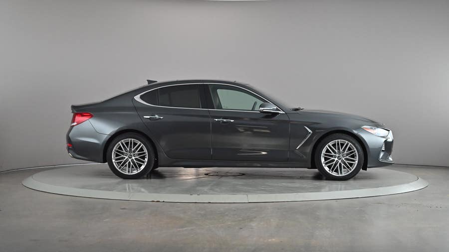 Vehicle photo 4