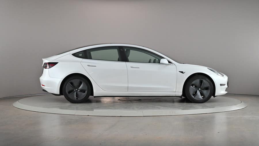 Vehicle photo 4