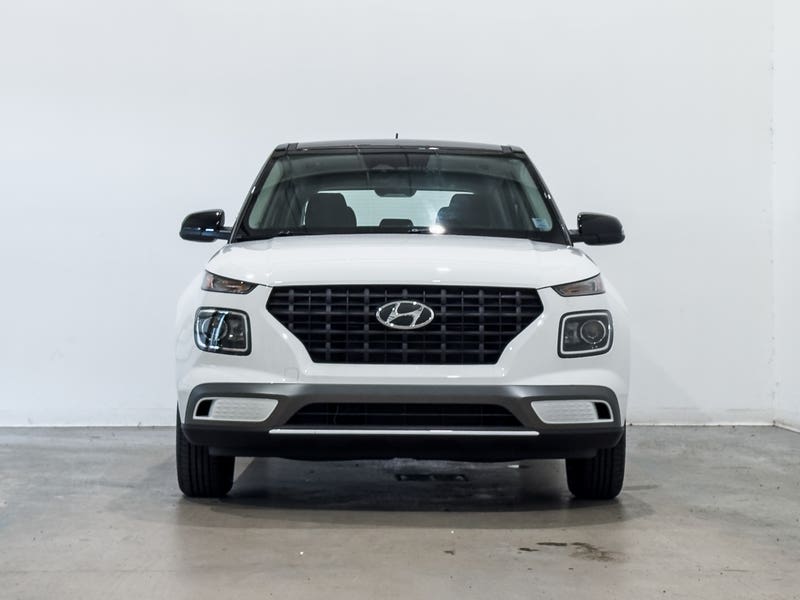 Vehicle photo 2