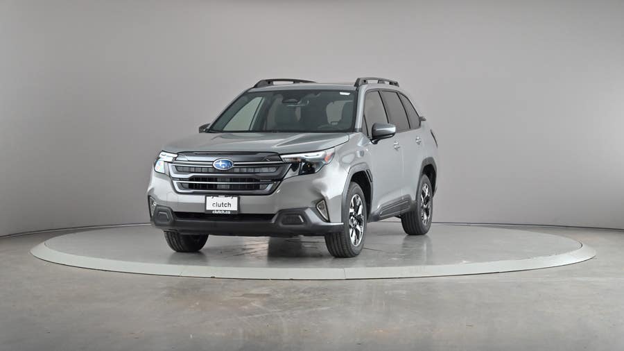 Vehicle photo 2