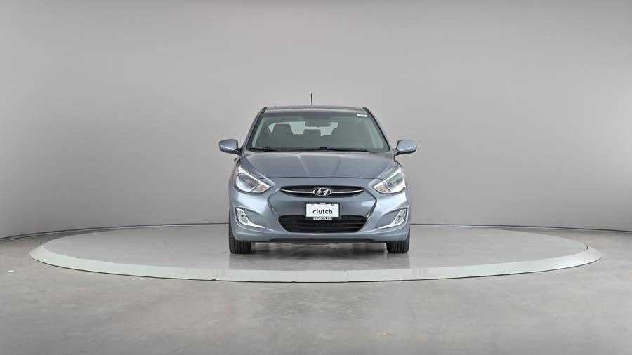 Vehicle photo 3