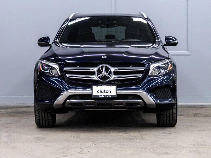 Vehicle photo 2