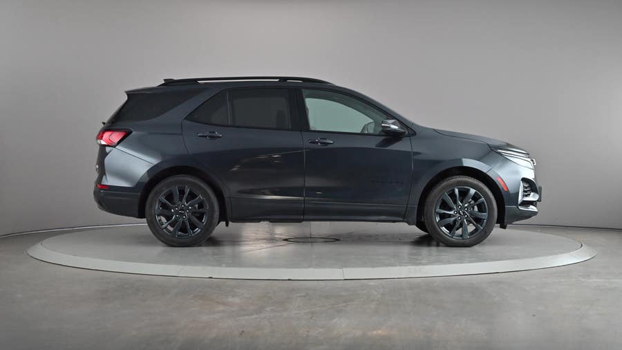 Vehicle photo 4