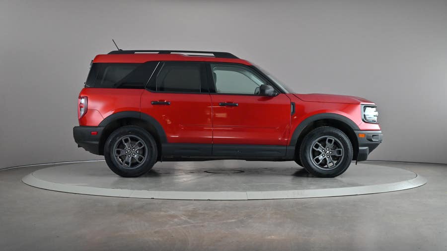 Vehicle photo 4