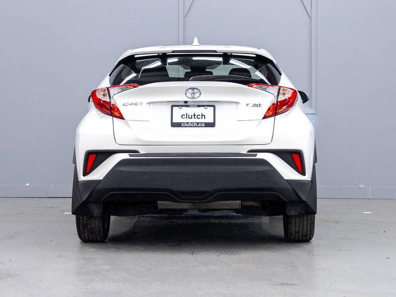 Vehicle photo 4