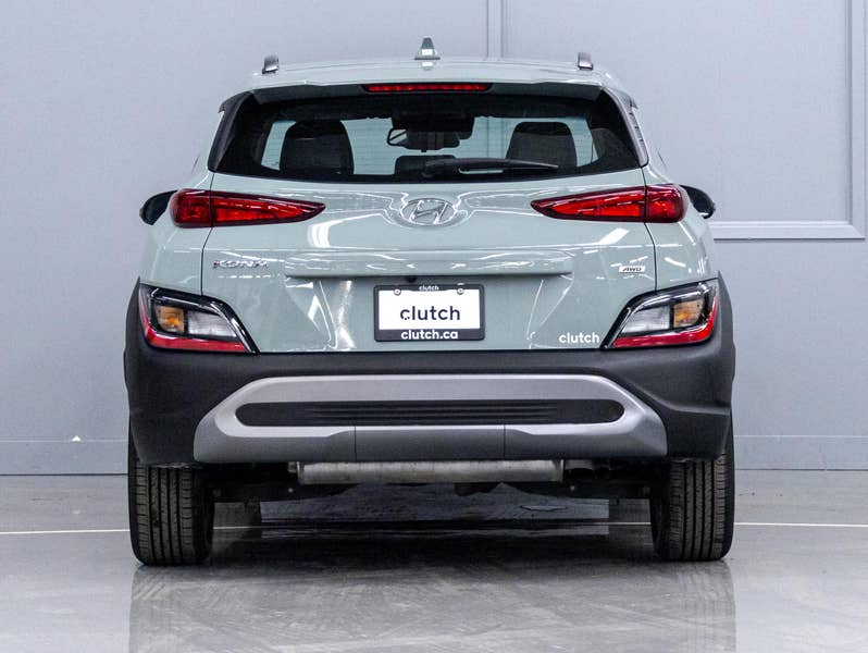 Vehicle photo 4