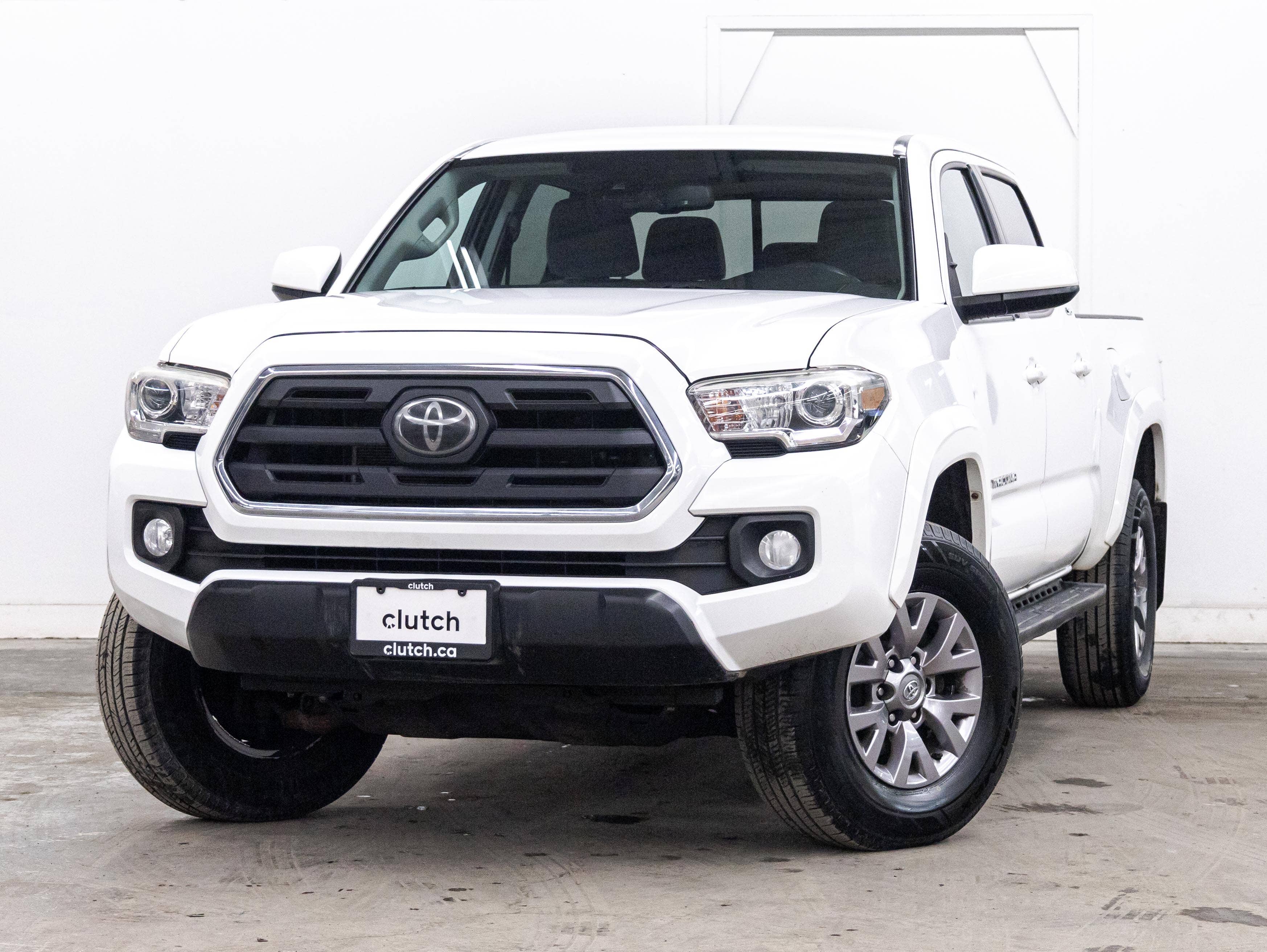 2018 Toyota Tacoma SR5 V6 Double Cab LB 4WD