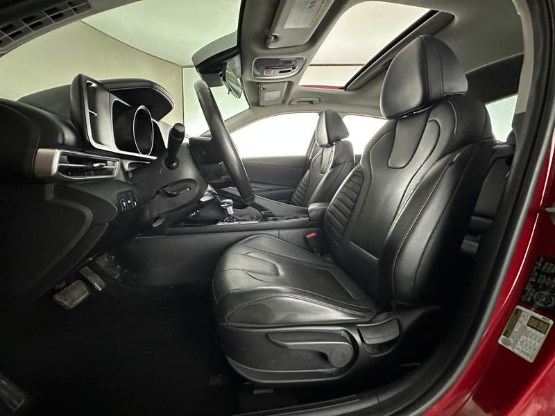 Vehicle photo 2