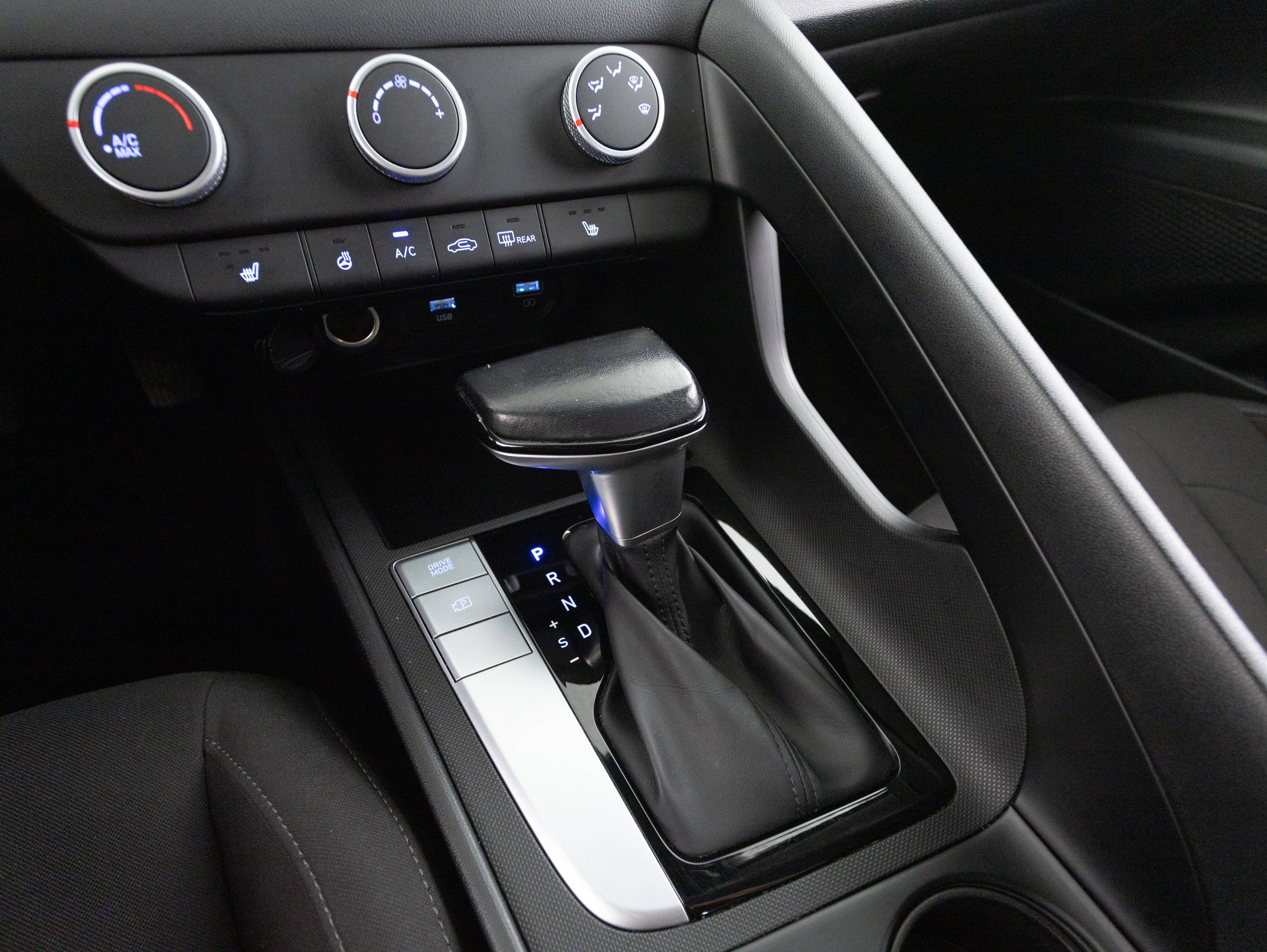 2022 Hyundai Elantra