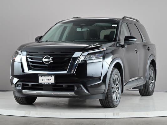 Nissan Pathfinder SV 4WD
