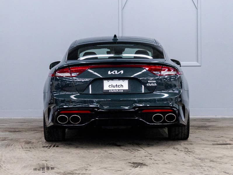 Vehicle photo 4
