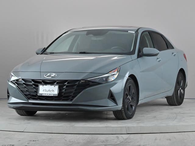 Hyundai Elantra Preferred w/ Sun & Tech Pkg.