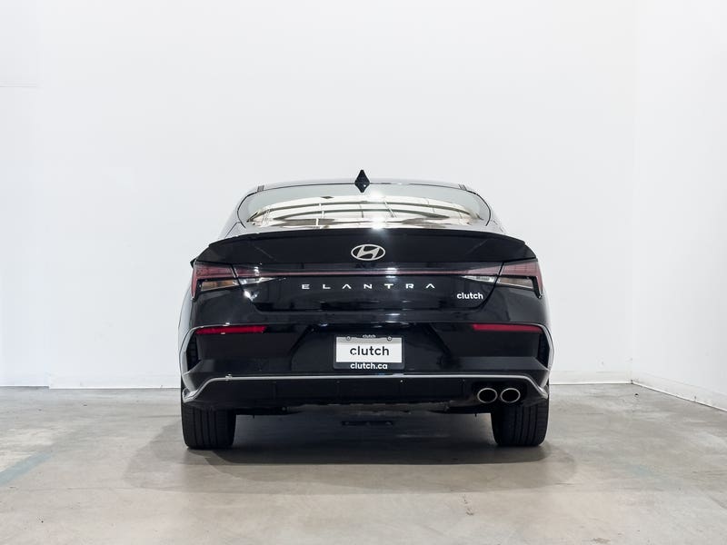 Vehicle photo 4