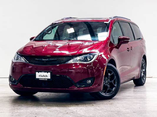 Chrysler Pacifica Limited
