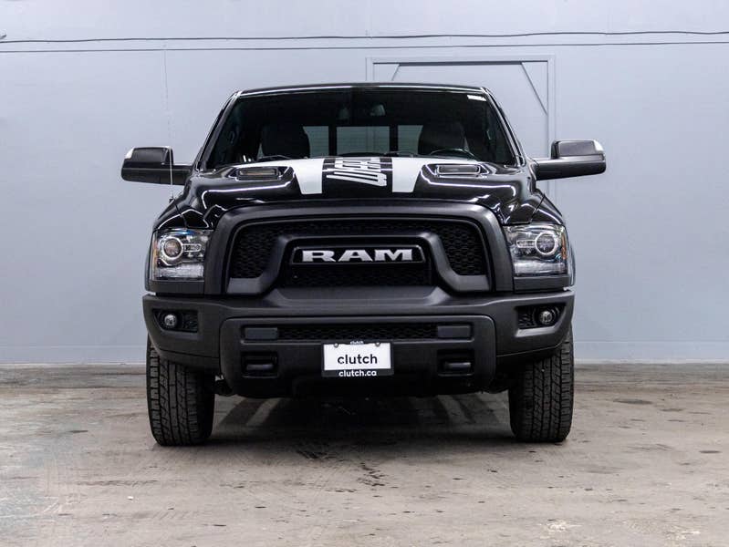 Vehicle photo 2