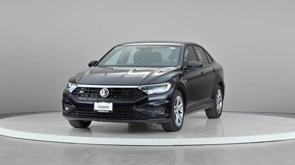 Volkswagen Jetta Highline R-Line w/ R-line Pkg.