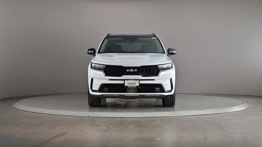Vehicle photo 3